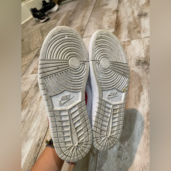 university red low jordan 1s woman 7.5 - Picture 10 of 10